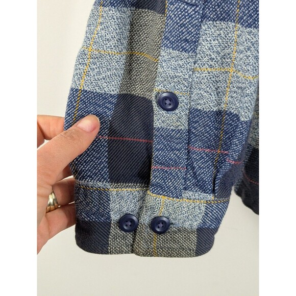 Patagonia Fjord Flannel Thick Blue Gray Plaid Button Shirt Chest Pockets Size L - Picture 9 of 10